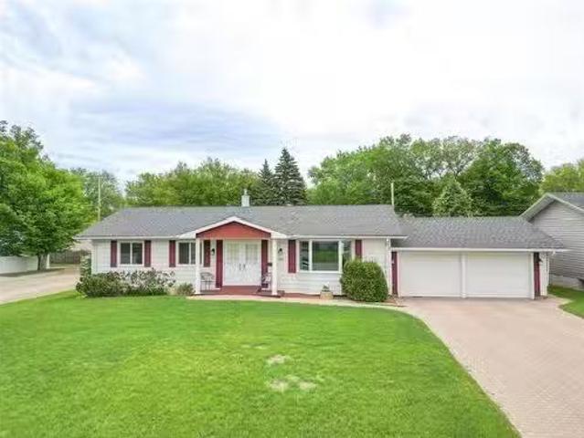 603 25Th Street, Brandon, MB, R7B 2L9 house for sale Listin.