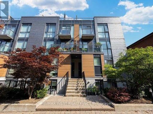 603 47 Macaulay Avenue, Toronto, ON, M6P 3P5 townhouse for sale | Listing ID W13587 | Royal LePage
