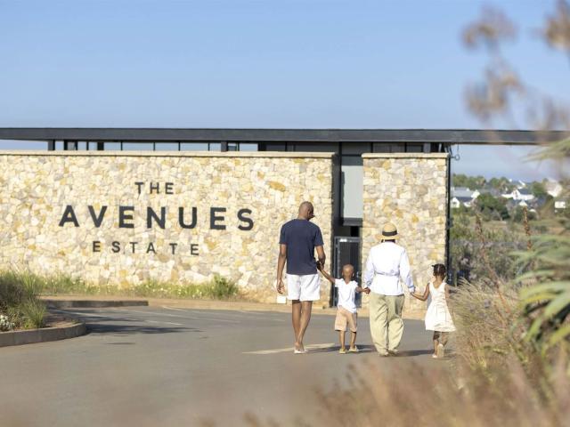 611 m² Land available in Hilton