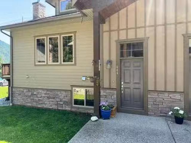 604 1901 Choquette Avenue, Nelson, BC, V1L 7B8 townhouse f.