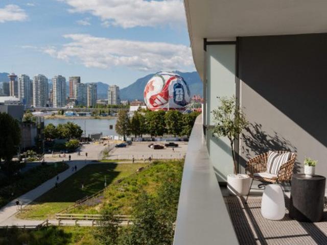 604 1 Pullman Porter Street, Vancouver, BC, V6A 0H3 Single Family Property For Sale | Listing ID R3139 | Royal LePage