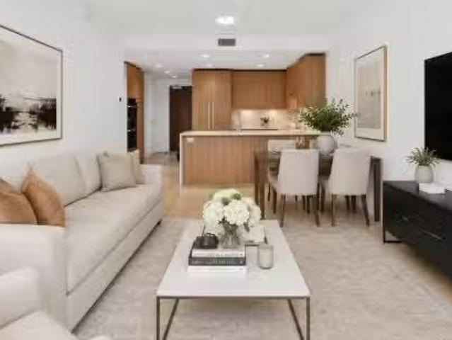 604 2780 Valley Centre Avenue, North Vancouver, BC, V7J 0C4.