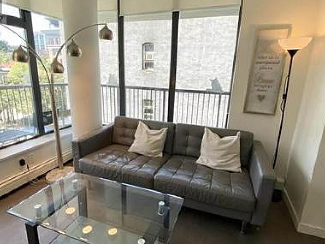 604 66 W Cordova Street Vancouver, Bc