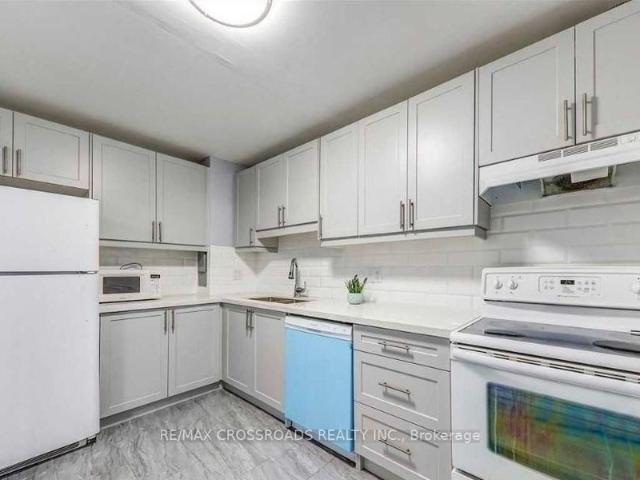 604 735 Don Mills Road