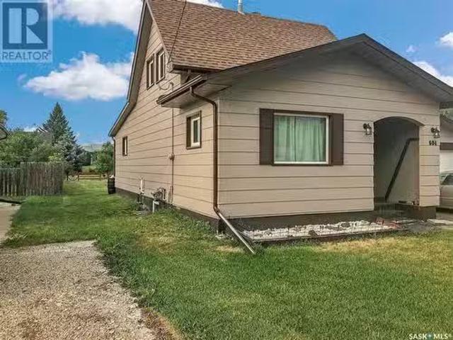 604 Susinteraction Avenue, Esterhazy, SK, S0A 0X0 house for.