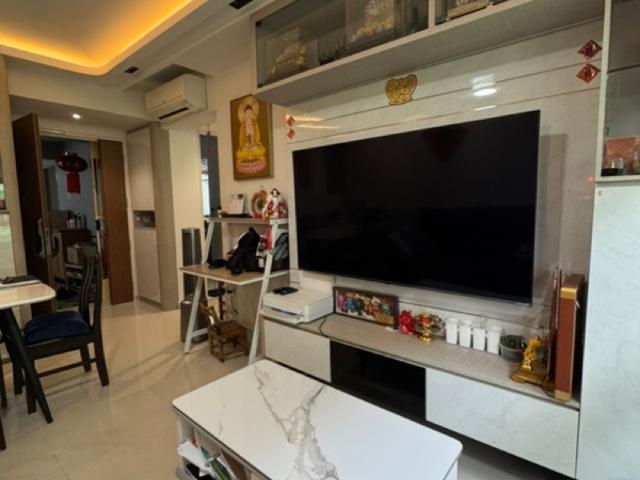 604A Tampines Avenue 9 HDB Apartment For Sale, $648,000, 2 Bed 2 Bath 731 sqft $886.00 psf