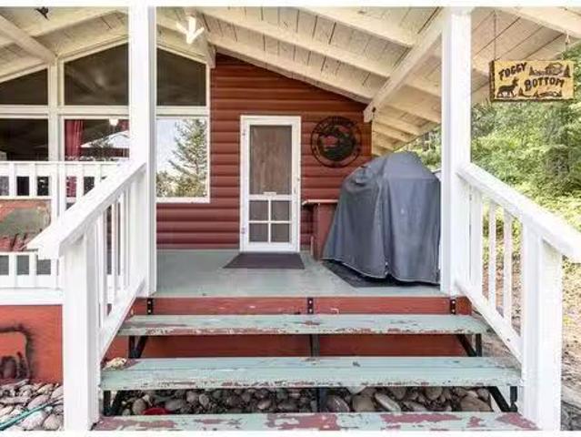 605 3 Street, Rural Cypress County, AB, T0J 1C0 house for sa.