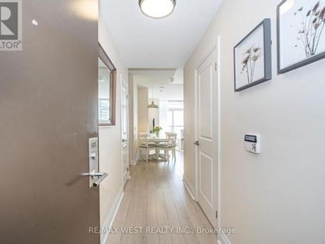 605 15 Zorra Street, Toronto, ON, M8Z 0C1 condo for sale | Listing ID W11972 | Royal LePage