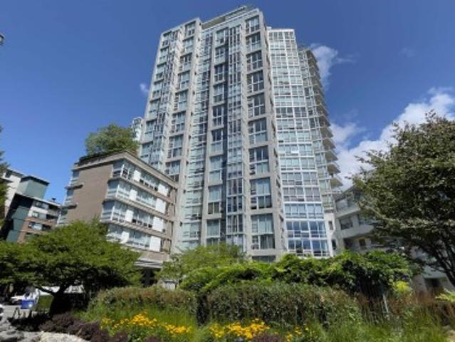 605 1 Marinaside Crescent, Vancouver, BC, V6Z 2W4 Single Family Property For Sale | Listing ID R3130 | Royal LePage