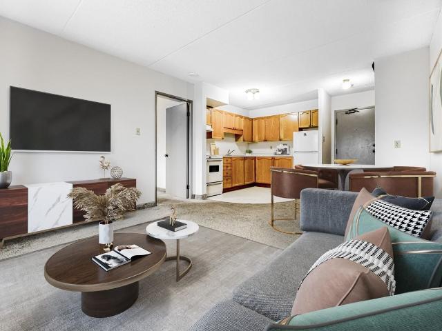 605 Davenport Road 1 Bedroom Apartment for Rent at 605 Davenport Rd, Waterloo, ON N2L 6H8 Colonial Acres
