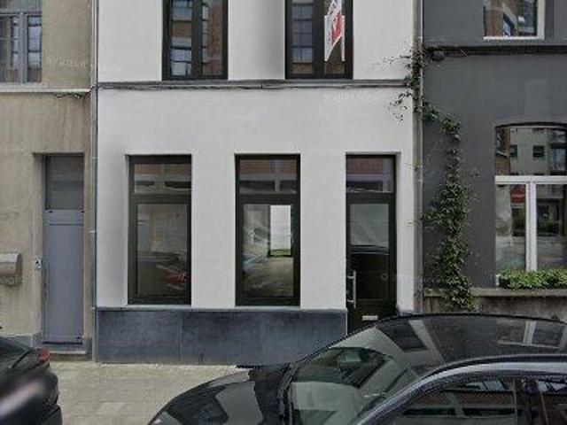 605 m2 office space for sale in Antwerp Berchem