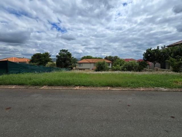 605 m² Land available in Kosmos Ridge
