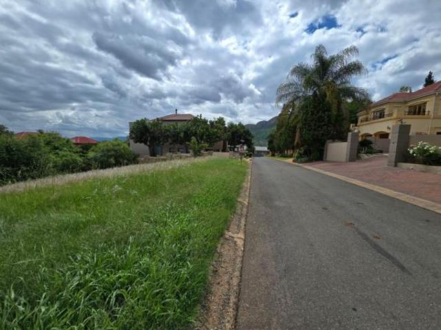 605 m² Land available in Kosmos Ridge Estate