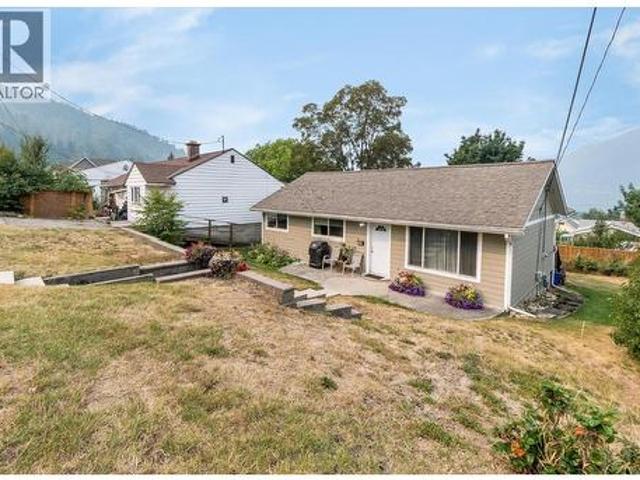 605 Seventh Street, Nelson, BC, V1L 2Z8 house for sale | Listing ID 10397 | Royal LePage