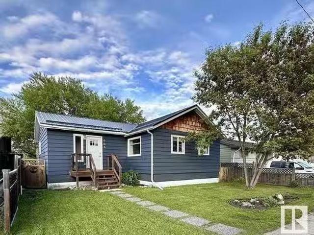 606 10 St, Cold Lake, AB, T9M 1A2 house for sale Listing ID.