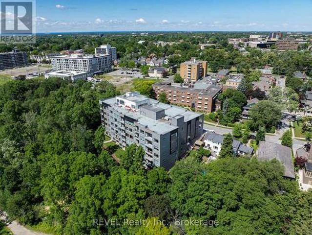 606 77 Yates Street, St. Catharines Downtown, ON, L2R 5R7 condo for sale | Listing ID X13723 | Royal LePage