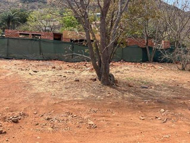 606 m² Land available in Kosmos Ridge
