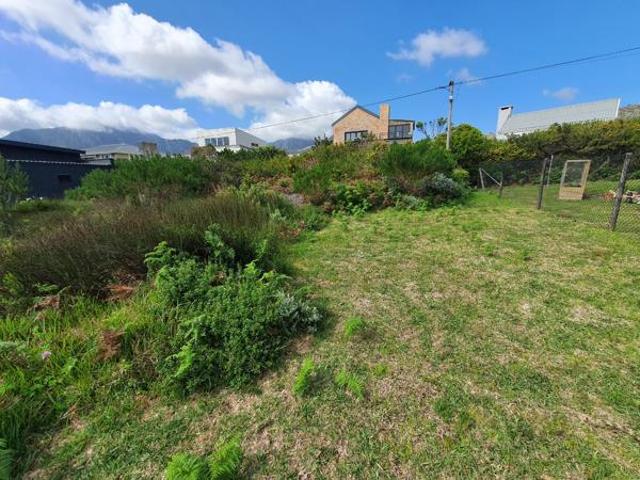 606 m² Land available in Pringle Bay