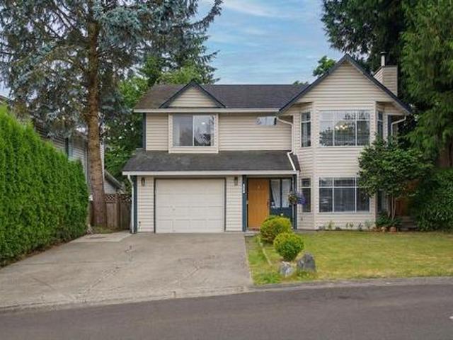 6079 A Street, Surrey, BC, V3S 6Y3 house for sale | Listing ID R3136 | Royal LePage