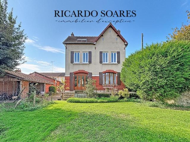 60700 PONT SAINTE MAXENCE MAISON DE CHARME RÉNOVÉE / 147 m² AU SOL / 4 CHAMBRES / STUDIO 16 m² / GARAGE