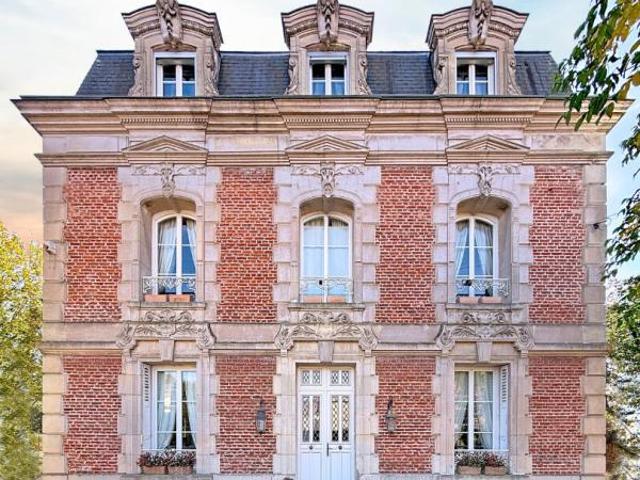 60700 SACY LE GRAND / ÉLÉGANTE MAISON DE MAITRE DU XIXe SIÈCLE / 278 m² / 11 PIÈCES / TERRAIN 3700 m²