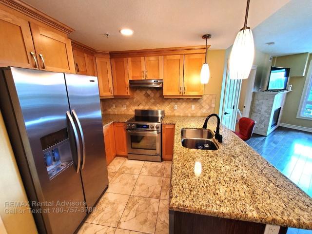 #607 10142 111 Street Northwest 2 Bedroom Apartment for Rent at 10142 111 St Nw, Edmonton, AB T5K 1K6 Oliver