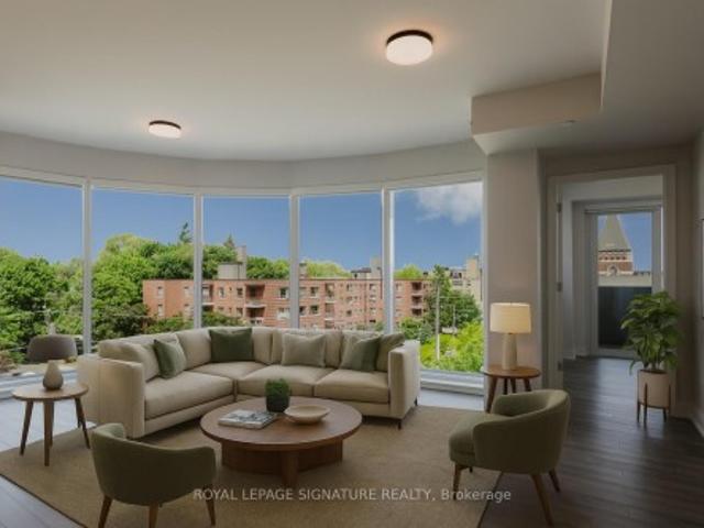 607 2 Bathurst Street, Toronto, ON, M6B 2Y9 lease for lease | Listing ID C13436 | Royal LePage