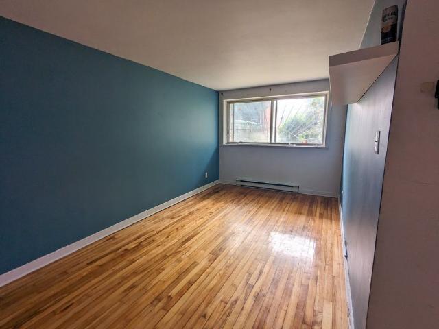 607 9e Avenue Montréal Lachine, QC H8S
