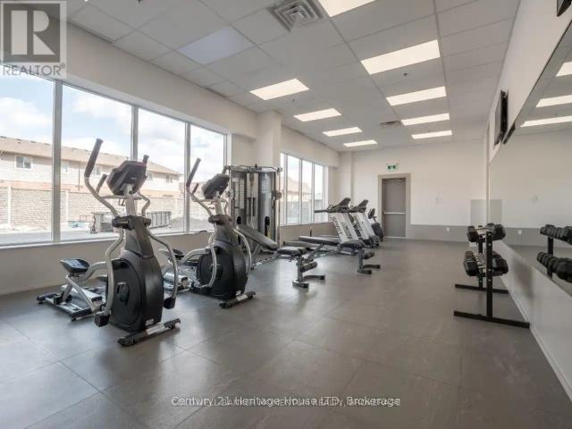 608 560 NORTH SERVICE ROAD