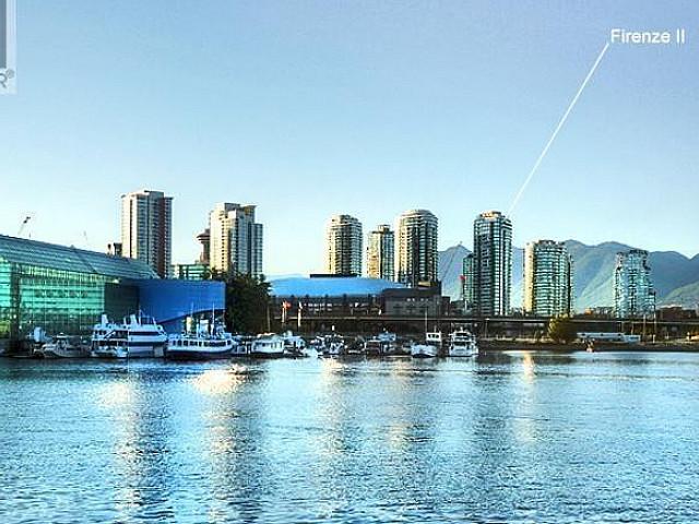 608 688 Abbott Street Vancouver, British Columbia