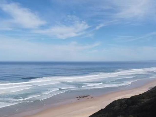 608 m² Land available in Blue Horizon Bay