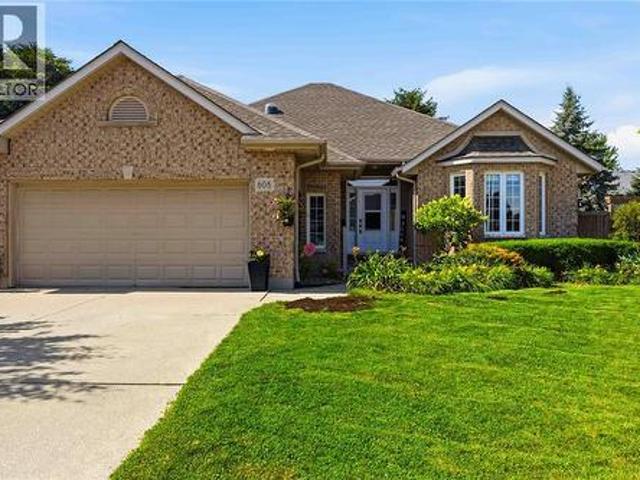 608 Mc Master Court, Sarnia, ON, N7S 5X5 house for sale | Listing ID 26016 | Royal LePage