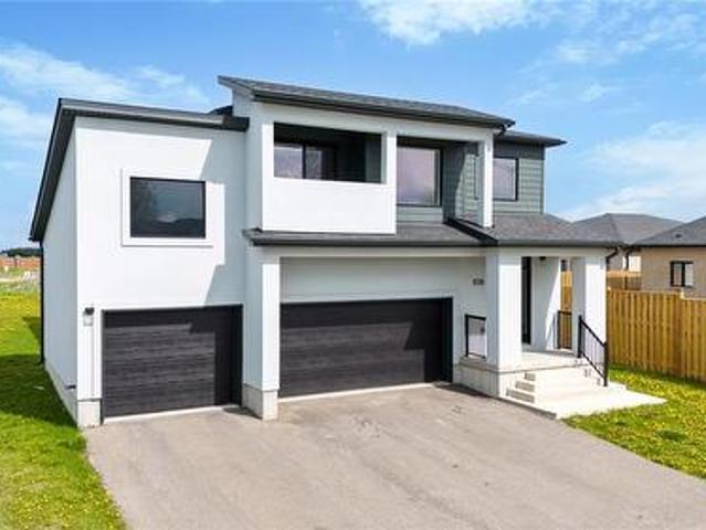 608 Sweetbay Crescent, Sarnia, ON, N7S 0A8 house for sale | Listing ID 26016 | Royal LePage