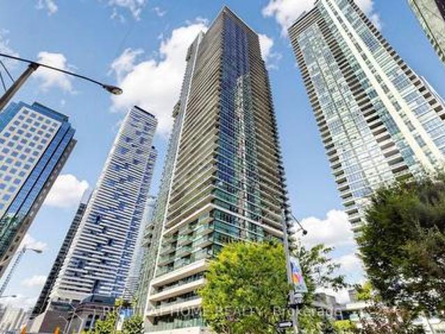 609 33 Bay Street, Toronto, ON, M5J 2Z3 condo for sale | Listing ID C13579 | Royal LePage