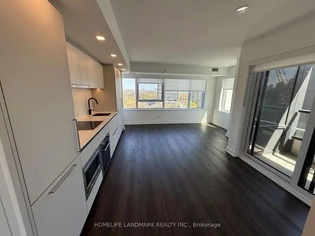 609 Sherbourne Street #1210
