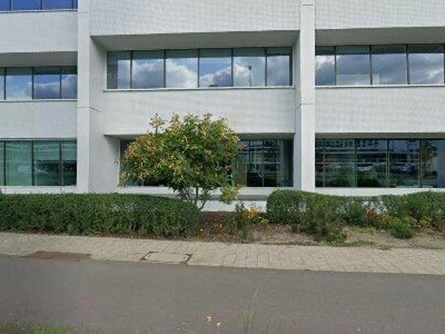 60 100 m2 office space for rent in Stad Antwerp