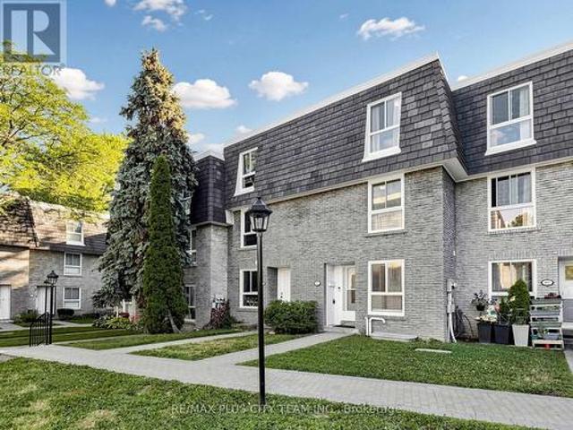 60 Tangle Briar Way, Toronto, ON, M2J 2M4 townhouse for sale | Listing ID C13537 | Royal LePage