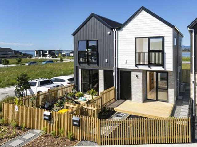 60 Wavecrest Lane, Hobsonville, Waitakere City