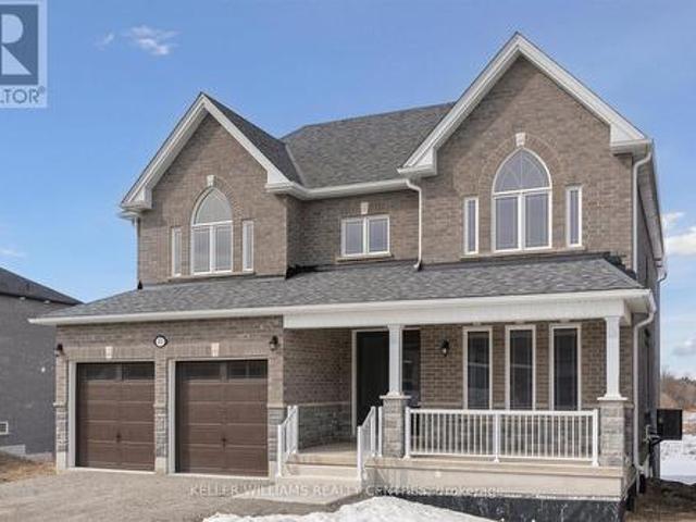 60 Wood Crescent, Essa, ON, L3W 0W5 house for sale | Listing ID N12027 | Royal LePage