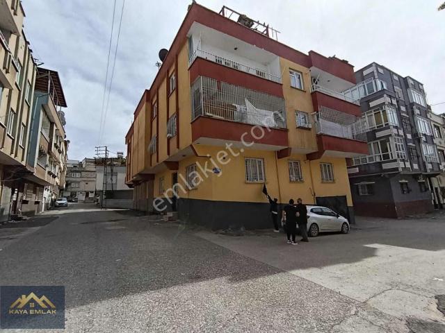 60 Yıl Mahallesinde Satılık Kattan Bölme Daireler