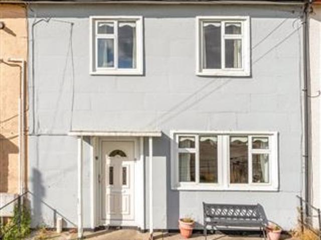 60 Captain's Avenue, Crumlin, Dublin 12 DNG Terenure 4909 MyHome. Ie Residential