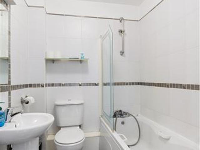 60 Cluain Shee, Sandyford, Dublin 18 Vincent Finnegan 4940 MyHome. Ie Residential