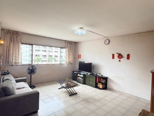 60 Dakota Crescent HDB Apartment For Sale, $895,000, 3 Bed 2 Bath 1,119 sqft $800.00 psf