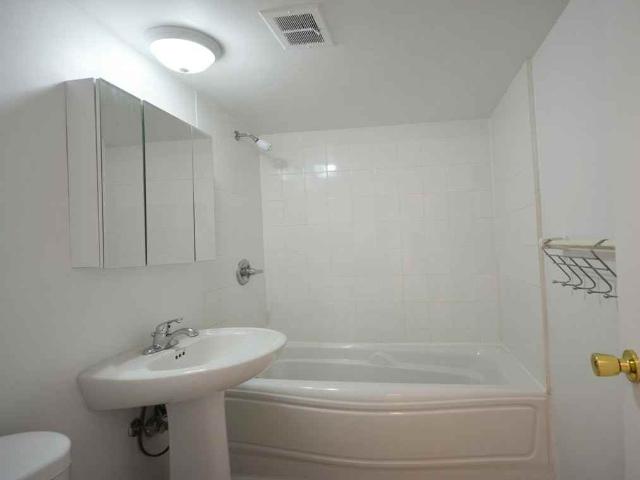 60 Daly Avenue 1 Bedroom Apartment for Rent at 60 Daly Ave, Ottawa, ON K1N 6E5 Byward Market