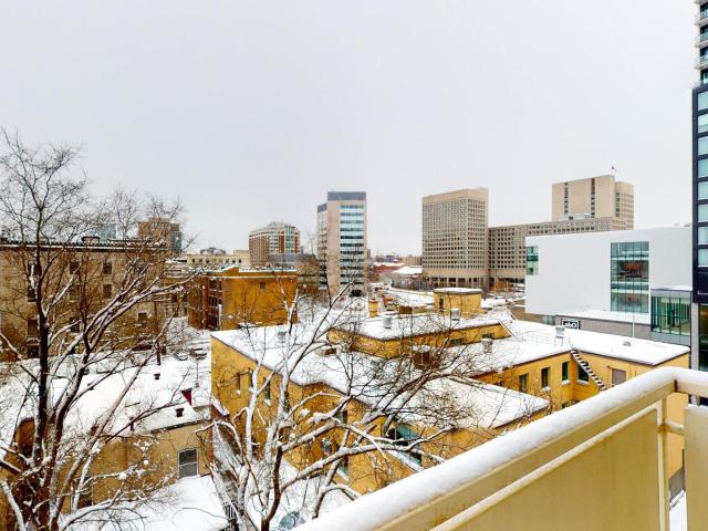 60 Daly Avenue Canadiana Apartments 1 Bedroom Apartment for Rent
