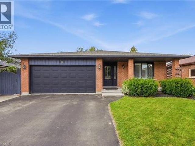 60 Ebydale Drive, Kitchener, ON, N2A 3N8 house for sale | Listing ID 40857 | Royal LePage