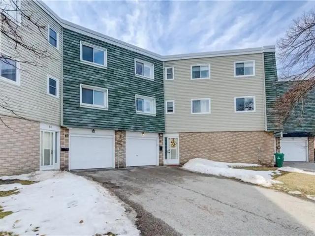 60 ELMSDALE Drive Unit# 11