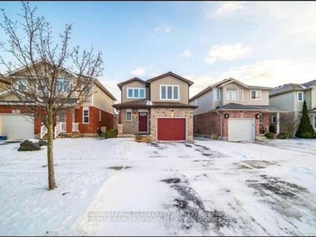 60 Everglade Crescent, Kitchener, ON, N2E 3Y6 house for lease | Listing ID X13436 | Royal LePage