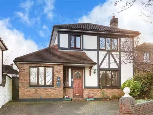 60 Foxrock Park, Foxrock, Dublin 18, D18 ED91
