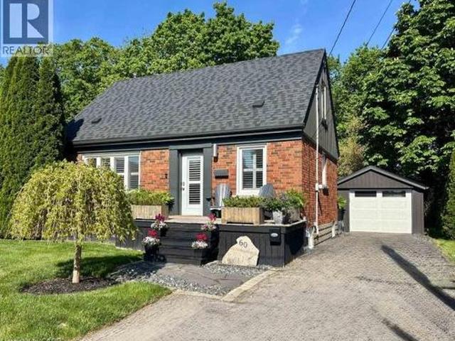 60 Galbraith Drive, Stoney Creek, ON, L8G 1Z9 house for sale | Listing ID 40823 | Royal LePage